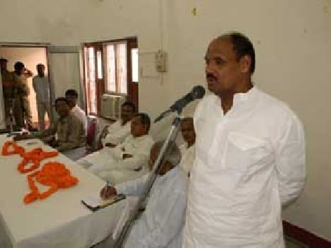 Harassment of traders will not : Transport Minister