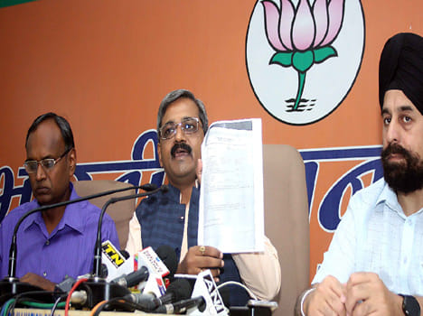 Kejriwal is anti SC, AAP leaders pretend.