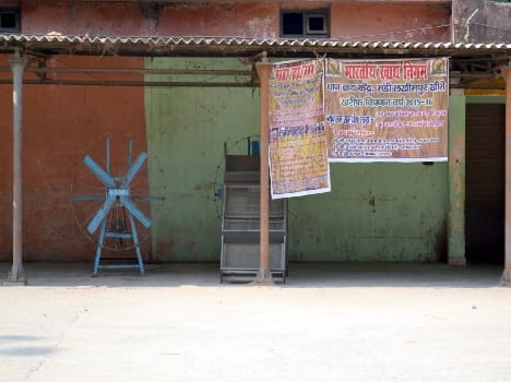 Farmers to sell paddy wandering