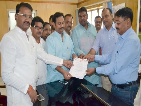 In a memorandum to the chief minister of not seeking CBI probe