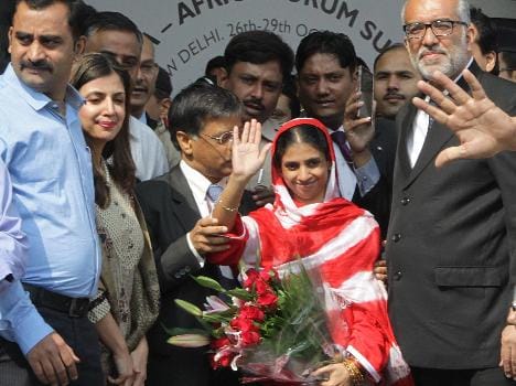 who knows, who is real parents of geeta