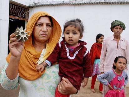 news story on pakistan firing victims