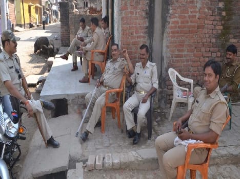 Dalchand between security Valmiki belonged procession