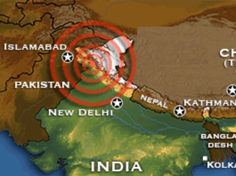 horror created after earthquake shock In kashmir