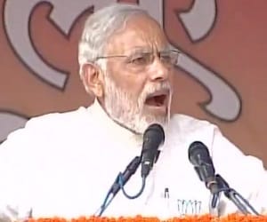 modi address a rally in sitamadhi