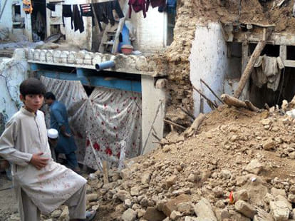 The earthquake killed more than 340 in Pakistan and Afghanistan