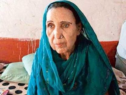 lesa cut electricity of zarina begum house