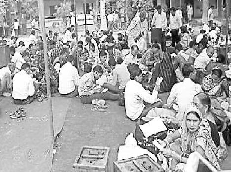 The fourth step Ramnagar , Mjgwan , Alampur and vote today in Kyara Blocks