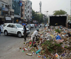 dirty Delhi: MCD truck driver also gone on strike