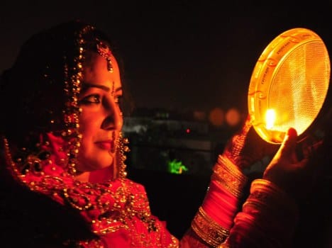 women saw moon, karvachauth pooja start.