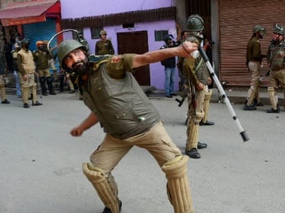protest in kashmir on qasim death