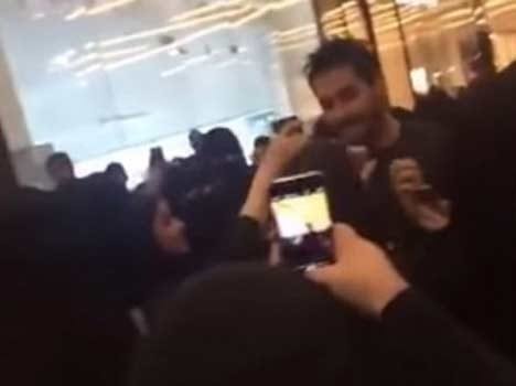 Actor Abdul Aziz al-Kassar detained for taking selfies