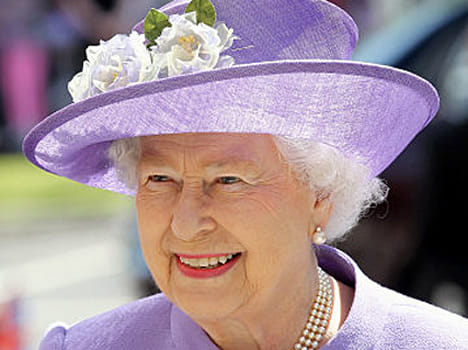 Queen Elizabeth II set to host lunch for PM Narendra Modi