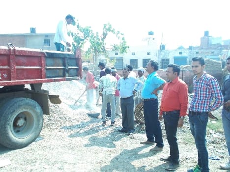 Municipal secretary went on shopper