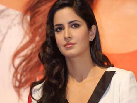 Katrina kaif and Tabu hair look like chinar
