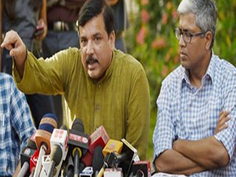 AAP complaint to meena in case of Chautala.