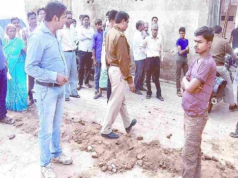 attempted self-immolation in front of police and Torrent's worker