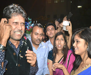 cricketer kapil dev got upset of rush in ghaziabad