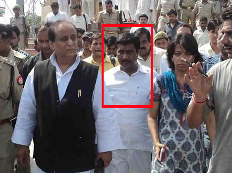 Know how a man become SP minister after struggle.