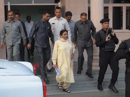 Mayawati said, She will try to make happen Zilla Panchayat election.