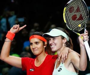 sania mirza and martina hingis made a record
