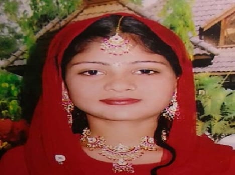 enter House, women murder