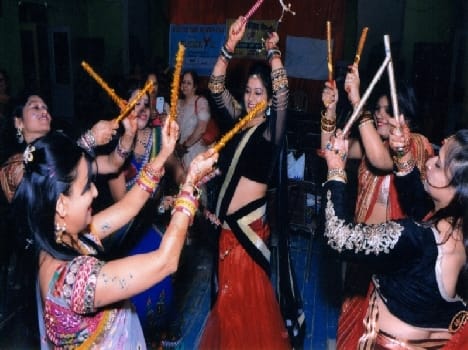 Gauri Bansal Dandiya Queen's crown on the head of the sentence