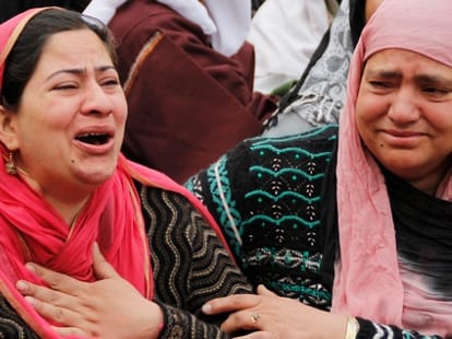 army set to punish 4 soldiers for encounter killings in budgam