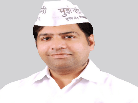 MCD started hammer on AAP MLA's building.