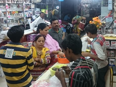 Amar light Diwali shopping Festival descended customer