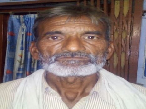Islamnagar four lakh looted from farmers