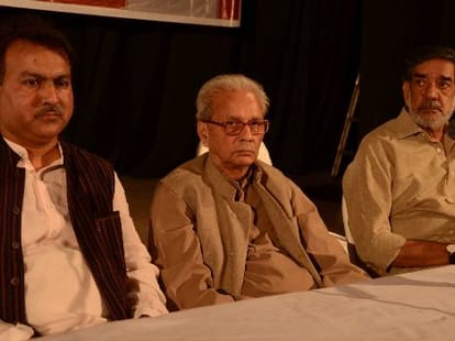 kedarnath singh speaks on prize return