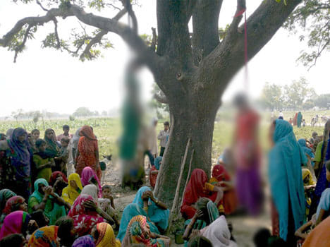 rape with sales woman in jammu 