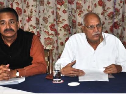 congress statement over governor dev vrat meeting with officers.
