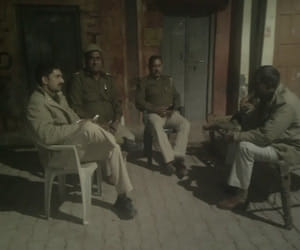 Bloody conflict: elections sticks out in revenge stone pelting