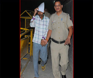 uber cab rape: to see wife, daughters wept cries Shiv Kumar