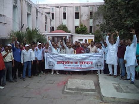 Traders protested