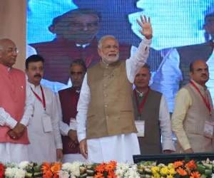 electricity in every village and highway in every district by By 2022: Modi