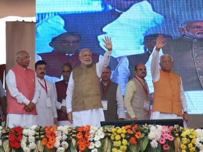 electricity in every village and highway in every district by By 2022: Modi
