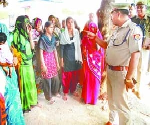 Bkandha organically hectic raids , two arrested
