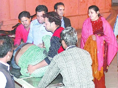 Doctor shot in the back of the scooter riders