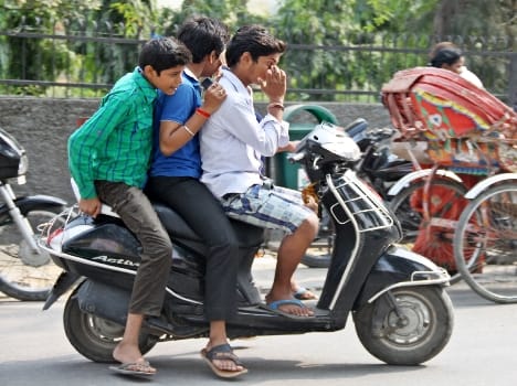 road accidents record increase in this ongoing traffic weak
