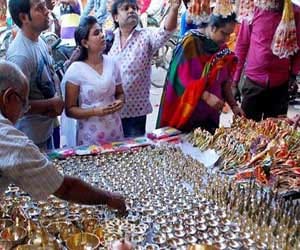 Dhanteras : the morning after 9.25 liturgical Shopping.
