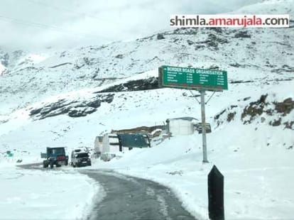 Bollywood movies shooting in manali waiting for the first snowfall