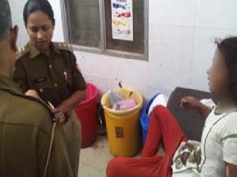 Flirting opposition teenager burnt alive , in critical condition
