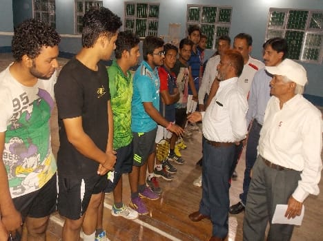 Select the badminton players