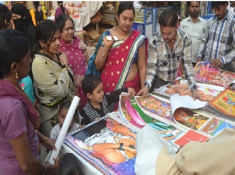  The market readied Dhanteras
