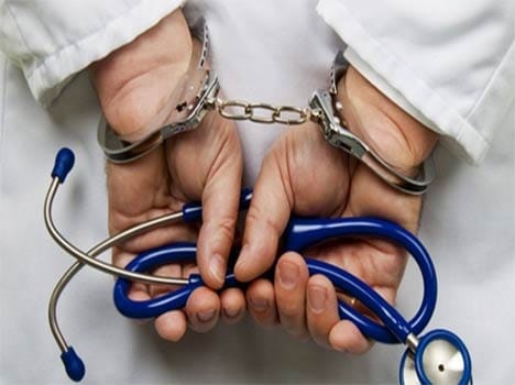 8 class pass mbbs doctor has done surgery