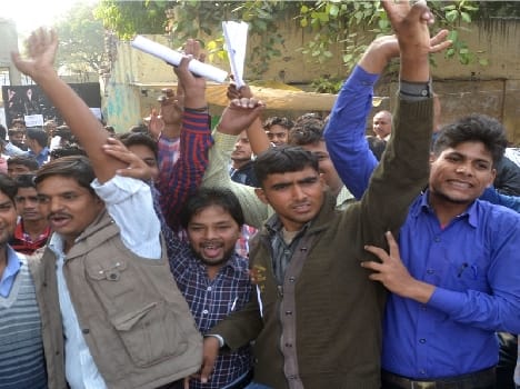 violence in lekhpal bhrti exam