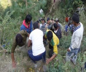bus accident in kotdwar, seven died, 23 injured.